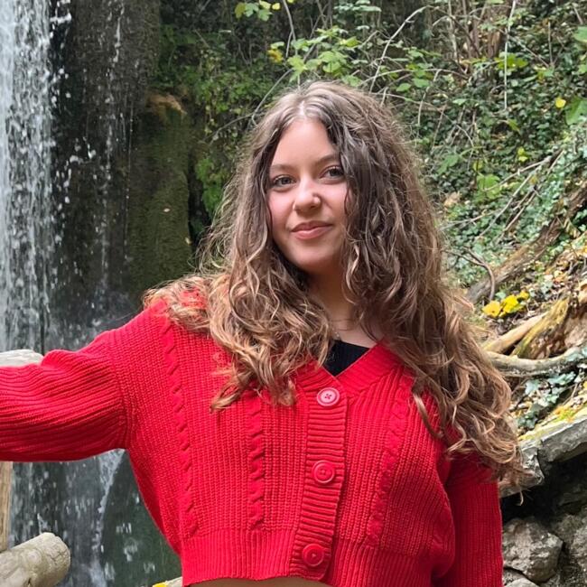 Babysitter στην περιοχή Ρόδος: Ελευθερία