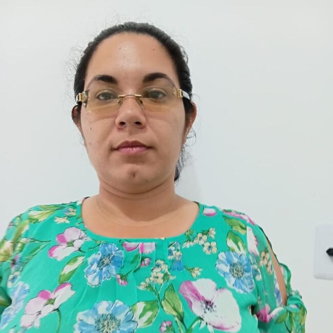 Emprego de babá em Camboriú: Sisi