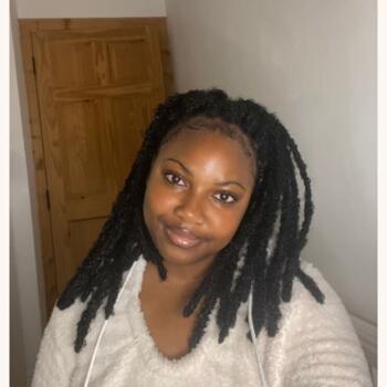 Babysitter in Mountmellick: Tina