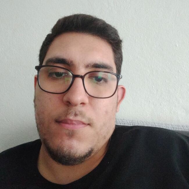 İzmir Bölgesinde Dadı: Emre