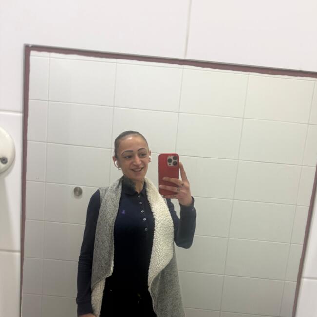 Babysitting job in Konak (İzmir): Yolanda