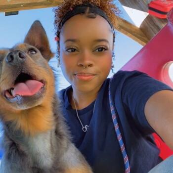 Babysitter in Schertz: Genesis