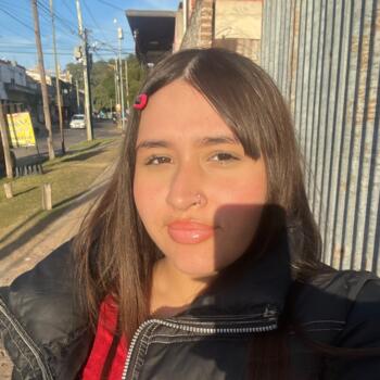 Babysitter in Buenos Aires: Nahir