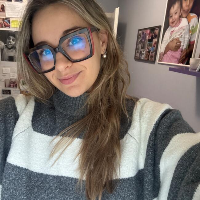 Babysitter in Porto Recanati: Giulia