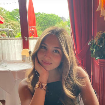 Babysitter Berlin: Selina