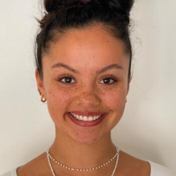 Nanny Menzingen ZG: Anisha Soraya