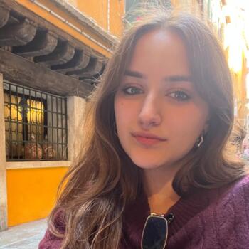 Babysitter in Niš: Julija