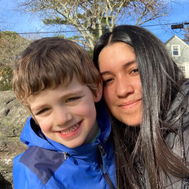 Babysitter in Ensenada: Maria Fernanda