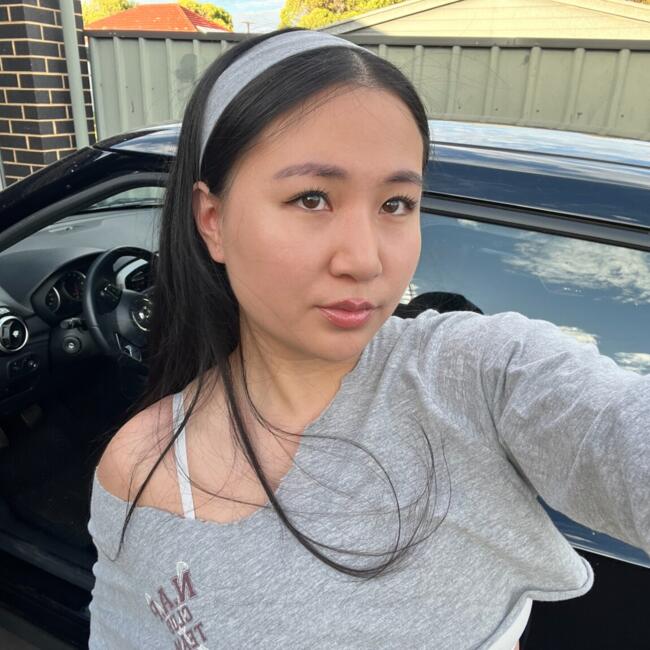 Babysitter in Adelaide: Melanie