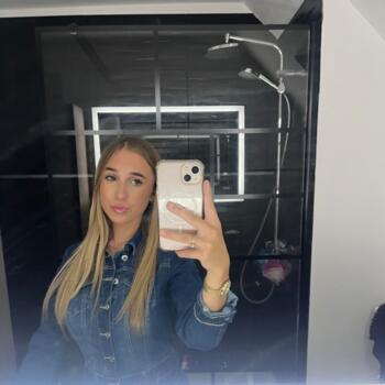 Babysitter in Quimper: MELOE