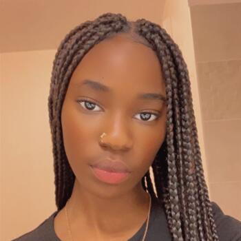 Baby-sitter in Colombes: Keria