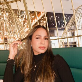 Babysitter in Porto: Silvania Gomes