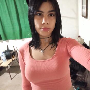 Babysitter in Melo: Evelin