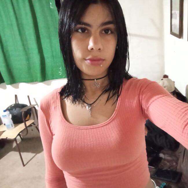 Babysitter in Melo: Evelin