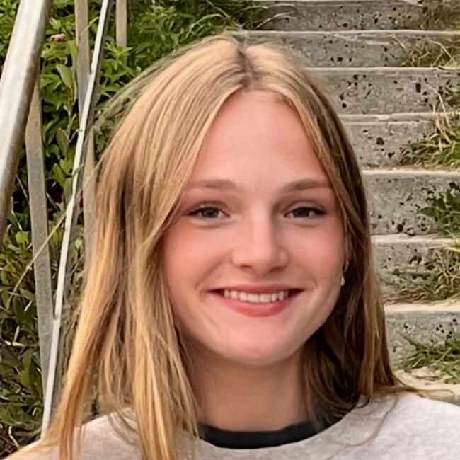 Babysitter in Salamanca: Ella