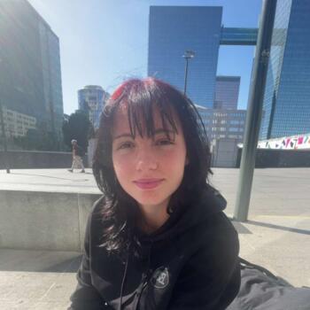 Baby-sitter Hoeselt: Lyana