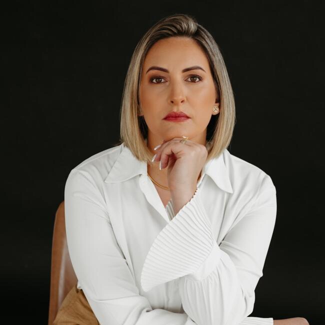 Babysitting job in Florianópolis: Suelen