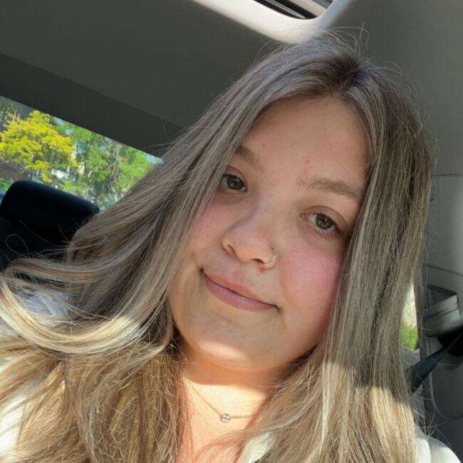 Baby-sitter in Chilliwack: Paris