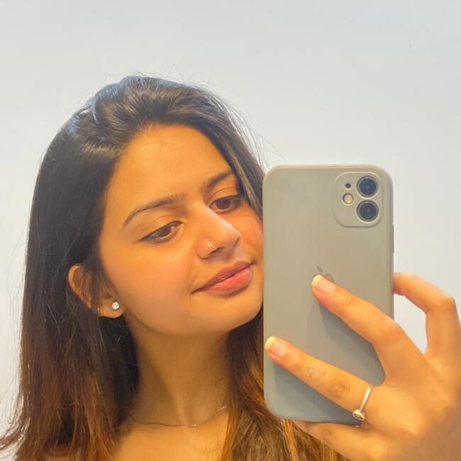 Babysitter in Galway: Simran