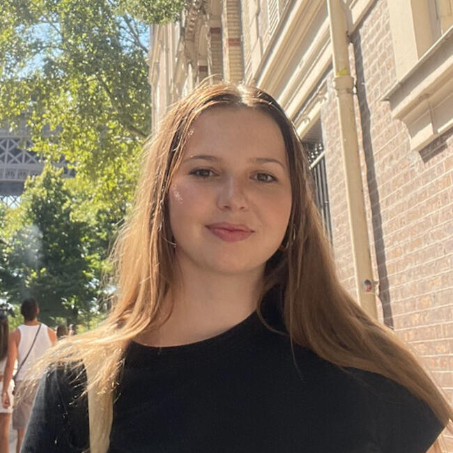 Babysitter in Wellington: Grier