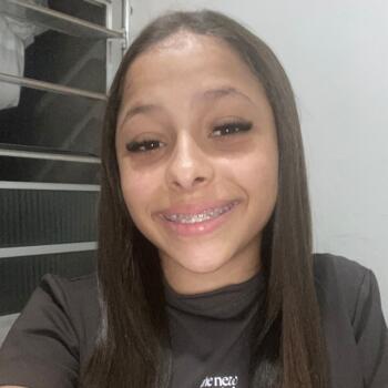 Babysitter in Osasco: Ashley