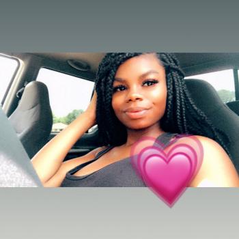 Babysitter Baton Rouge: Brianna