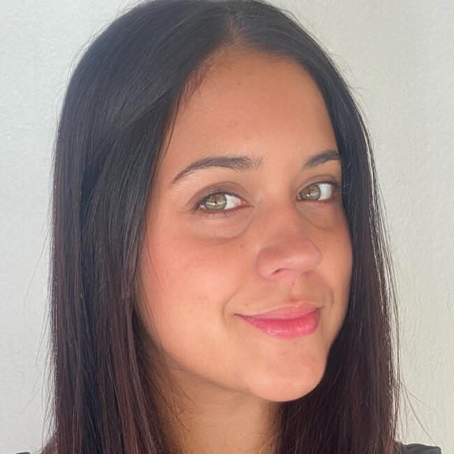 Babá em Valinhos: Vitoria Martins