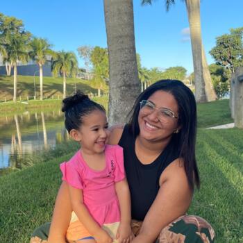 Babysitting job in Linhares: babysitting job Fabrizia