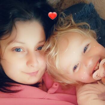 Babysitter in Calais: Clara