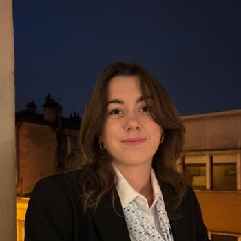 Babysitter in Bordeaux: Agathe