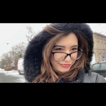 Babysitter in Eigenbrakel: Eva