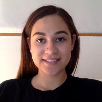 Babysitter Papamoa: Ava