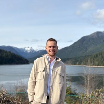 Parent Vancouver: Максим