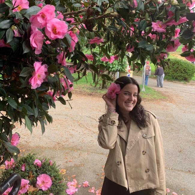 Babysitter in Mellac: Coralyne