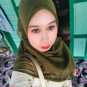 Pengasuh di Pontian Kechil: Siti
