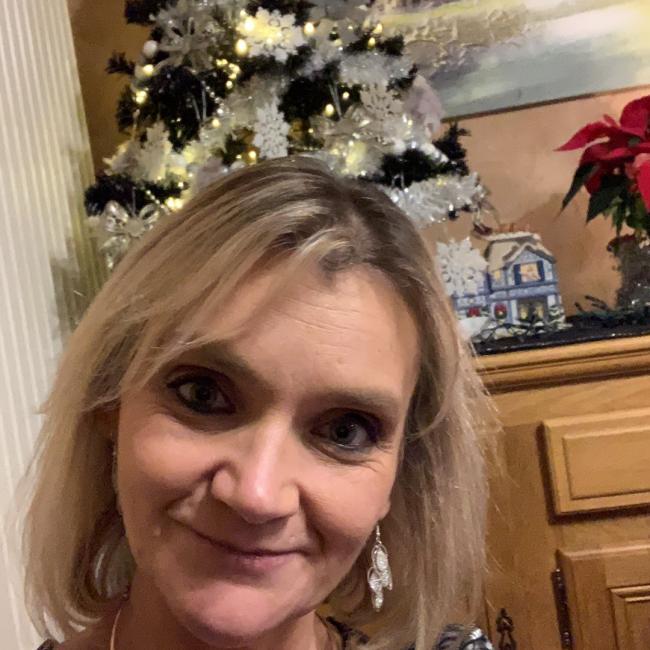 Arlon的保母: Virginie