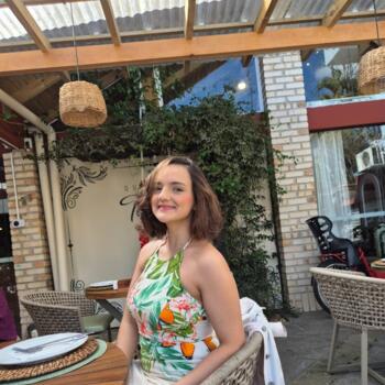 Babysitter in Jaraguá do Sul: Milena