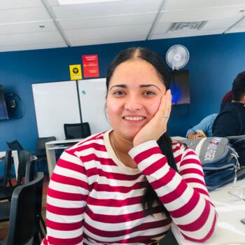 Baby-sitter Calgary: Jasmine