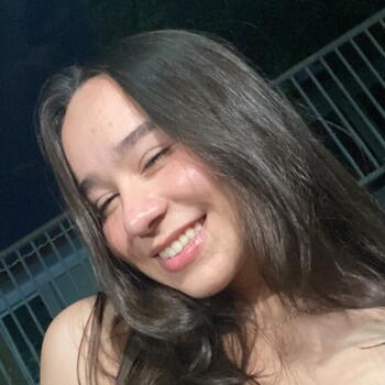 Babysitter in Cascavel: Mariah