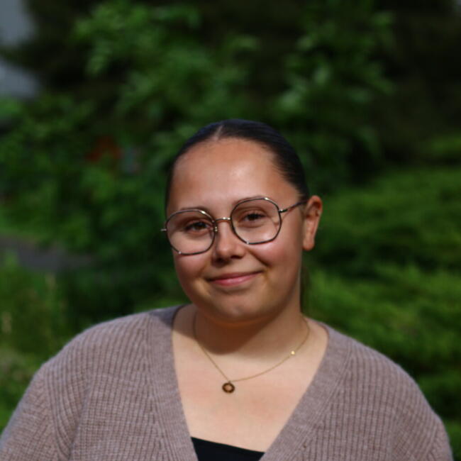 Babysitter in Marchiennes: Inès