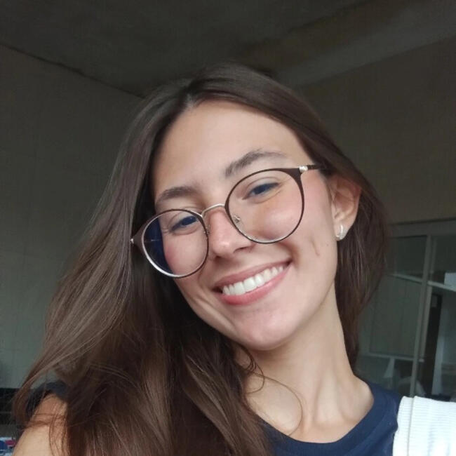 Babá em Catanduva: Camila