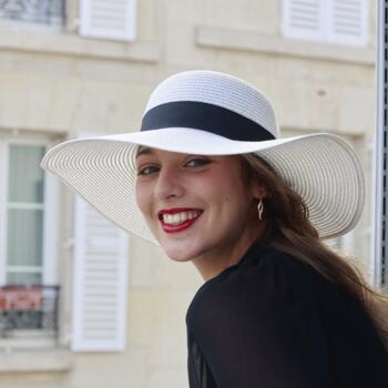 Babysitter Prilly: Valentine