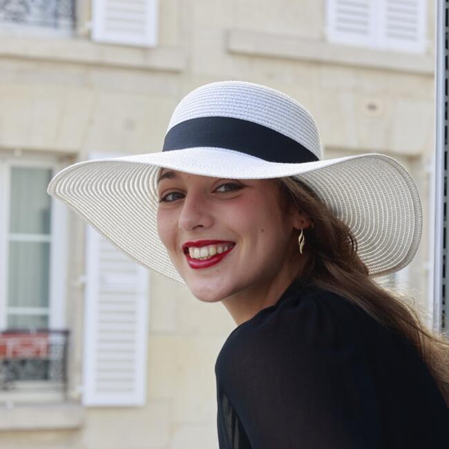 Babysitter in Prilly: Valentine