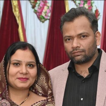 Job de garde d'enfants à Greater Noida: job de garde d'enfants Priyanka