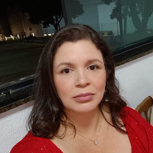 Babysitter in Belo Horizonte: Eliane