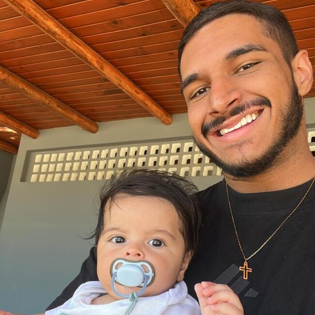 Babysitting job in Gramado: Joao