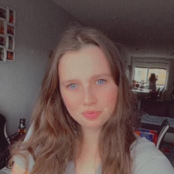 Babysitter in Reims: Laura