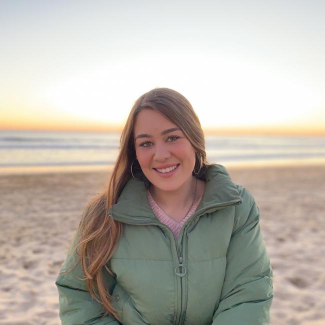 Seixal のベビーシッター: Joana