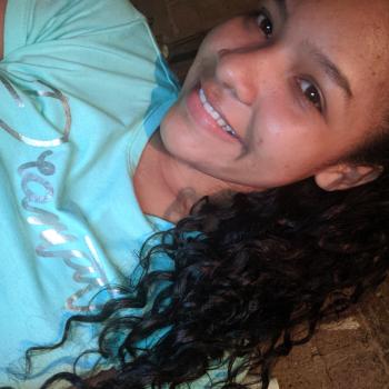 Babysitter in Santa Marta: Lesly