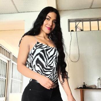 Niñera en Neiva: Astrid Katerine Larrahondo